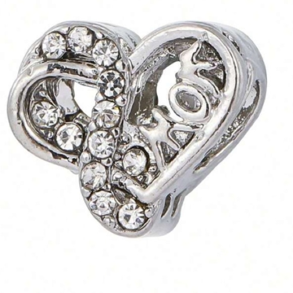 Charm- Bracelet Charm Rhinestone Heart that says MOM Bracelet Pendant nwt.